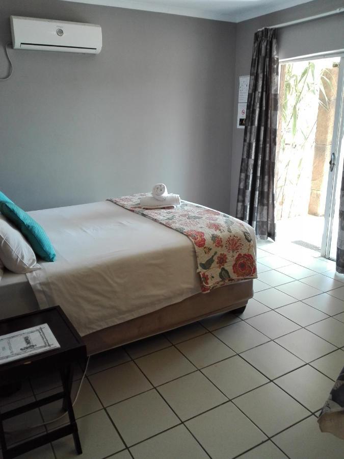 Waterside Lodge CC Piet Retief Eksteriør billede