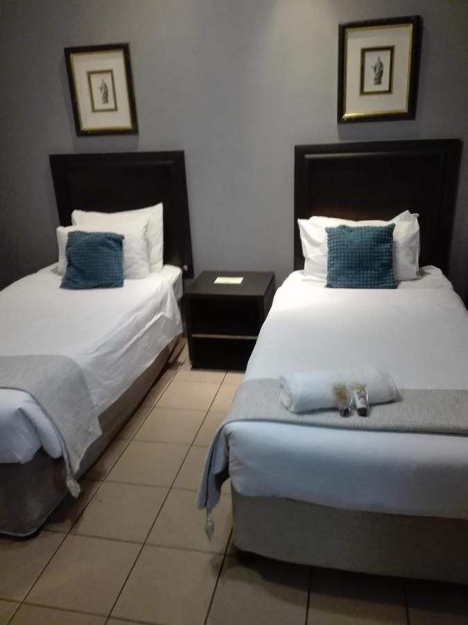 Waterside Lodge CC Piet Retief Eksteriør billede
