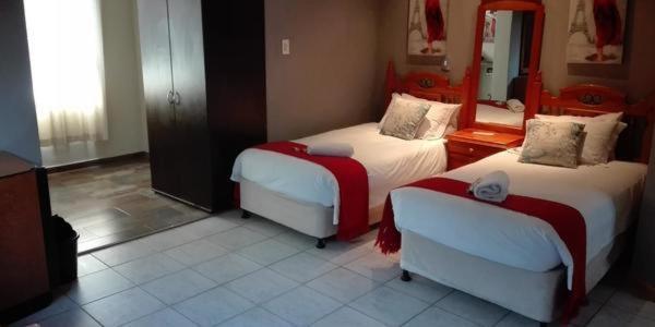 Waterside Lodge CC Piet Retief Eksteriør billede